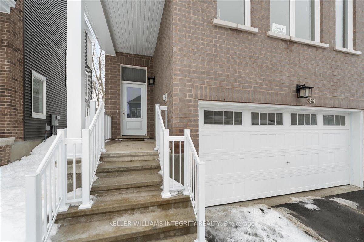 Photo 2 of 384 Appalachian Circle, Ottawa, Barrhaven - Half Moon Bay — HOMEH