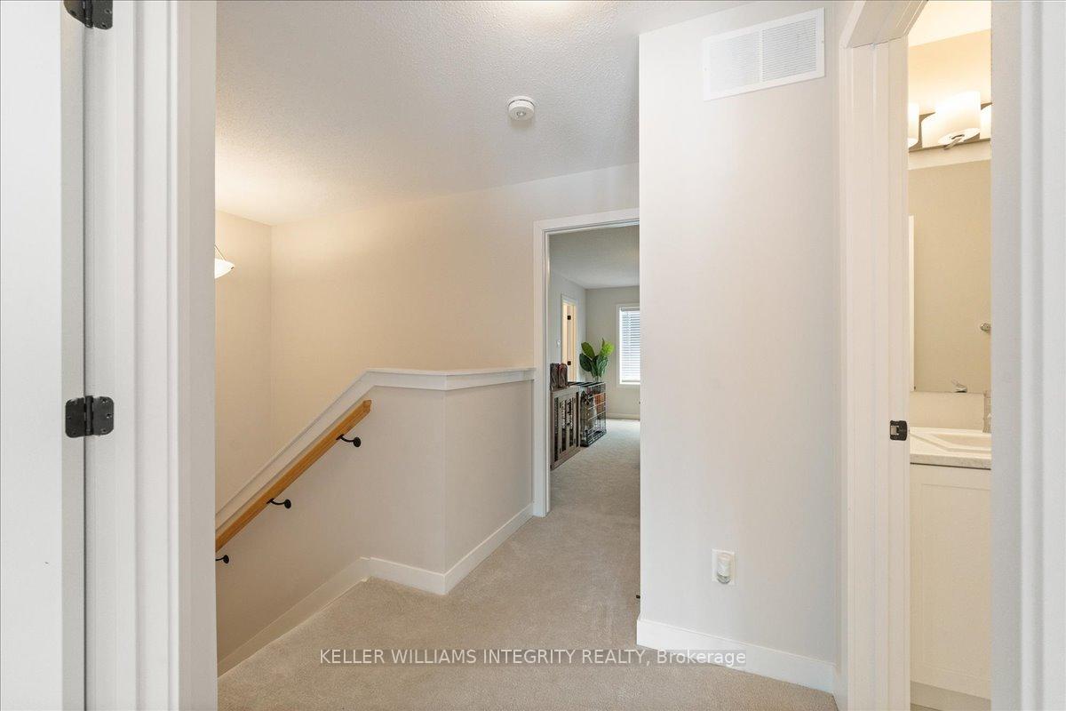 Photo 16 of 384 Appalachian Circle, Ottawa, Barrhaven - Half Moon Bay — HOMEH