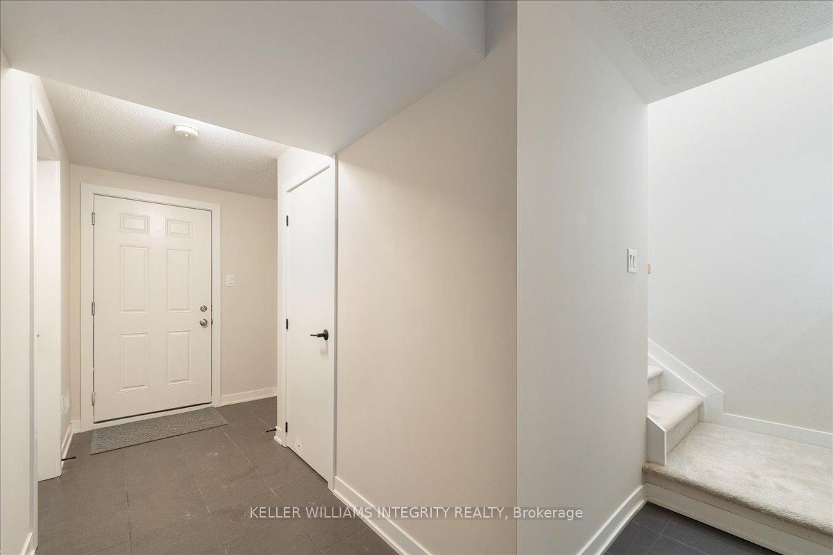Photo 30 of 384 Appalachian Circle, Ottawa, Barrhaven - Half Moon Bay — HOMEH