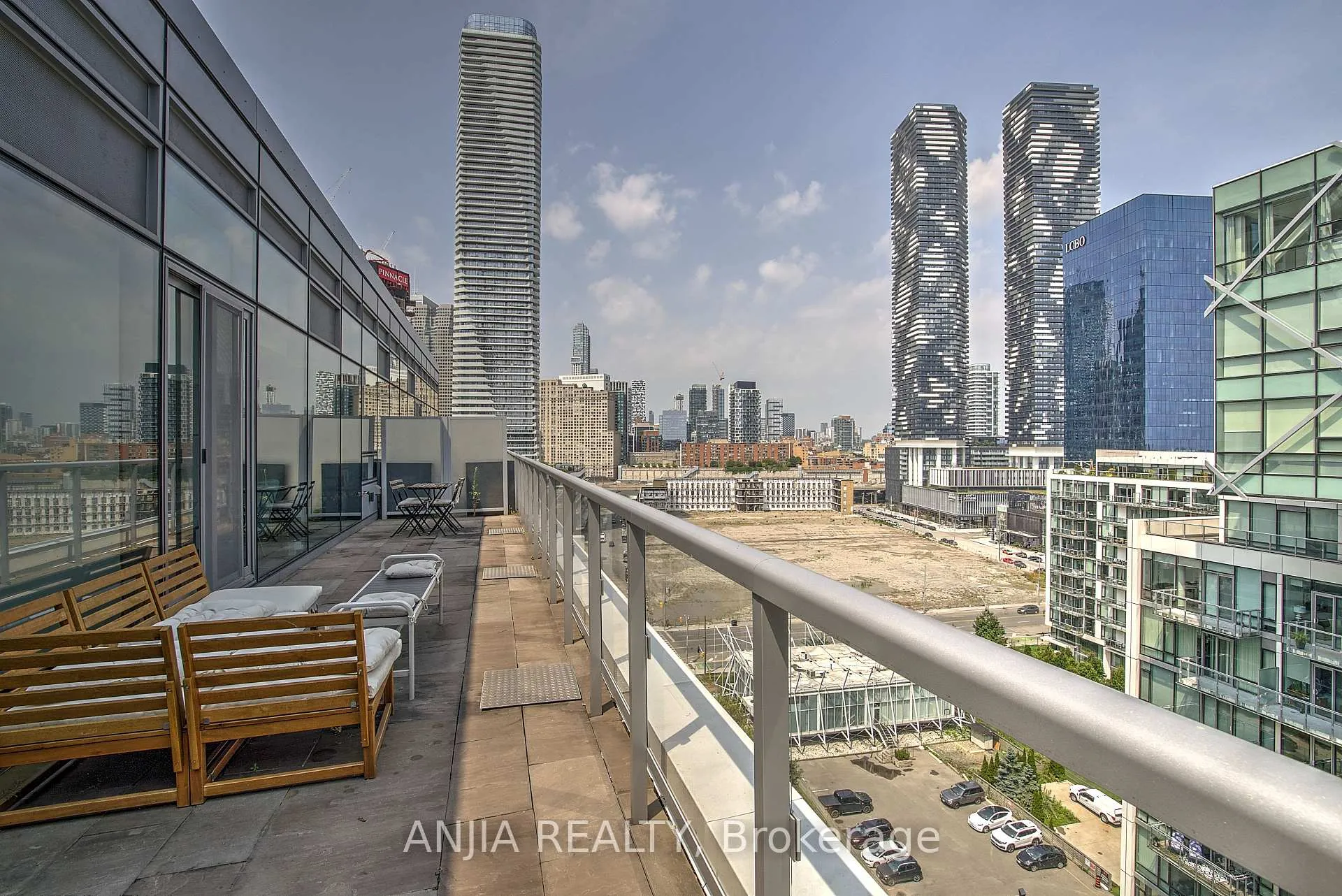 Photo 1 of Unit ph1209, 29 Queens Quay E, Toronto, Waterfront Communities — HOMEH