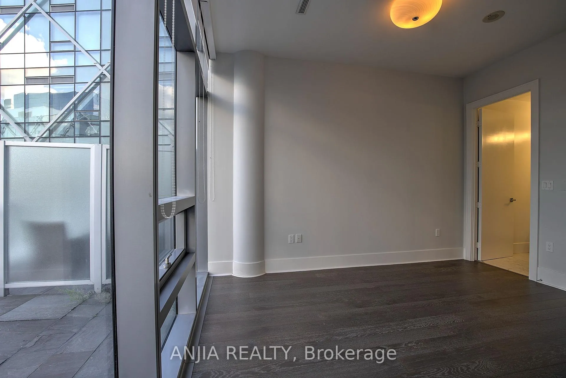 Photo 24 of Unit ph1209, 29 Queens Quay E, Toronto, Waterfront Communities — HOMEH