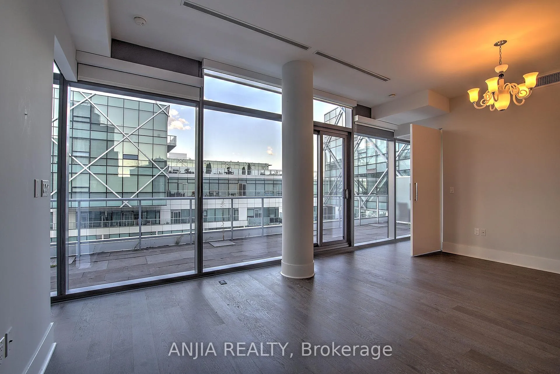 Photo 28 of Unit ph1209, 29 Queens Quay E, Toronto, Waterfront Communities — HOMEH