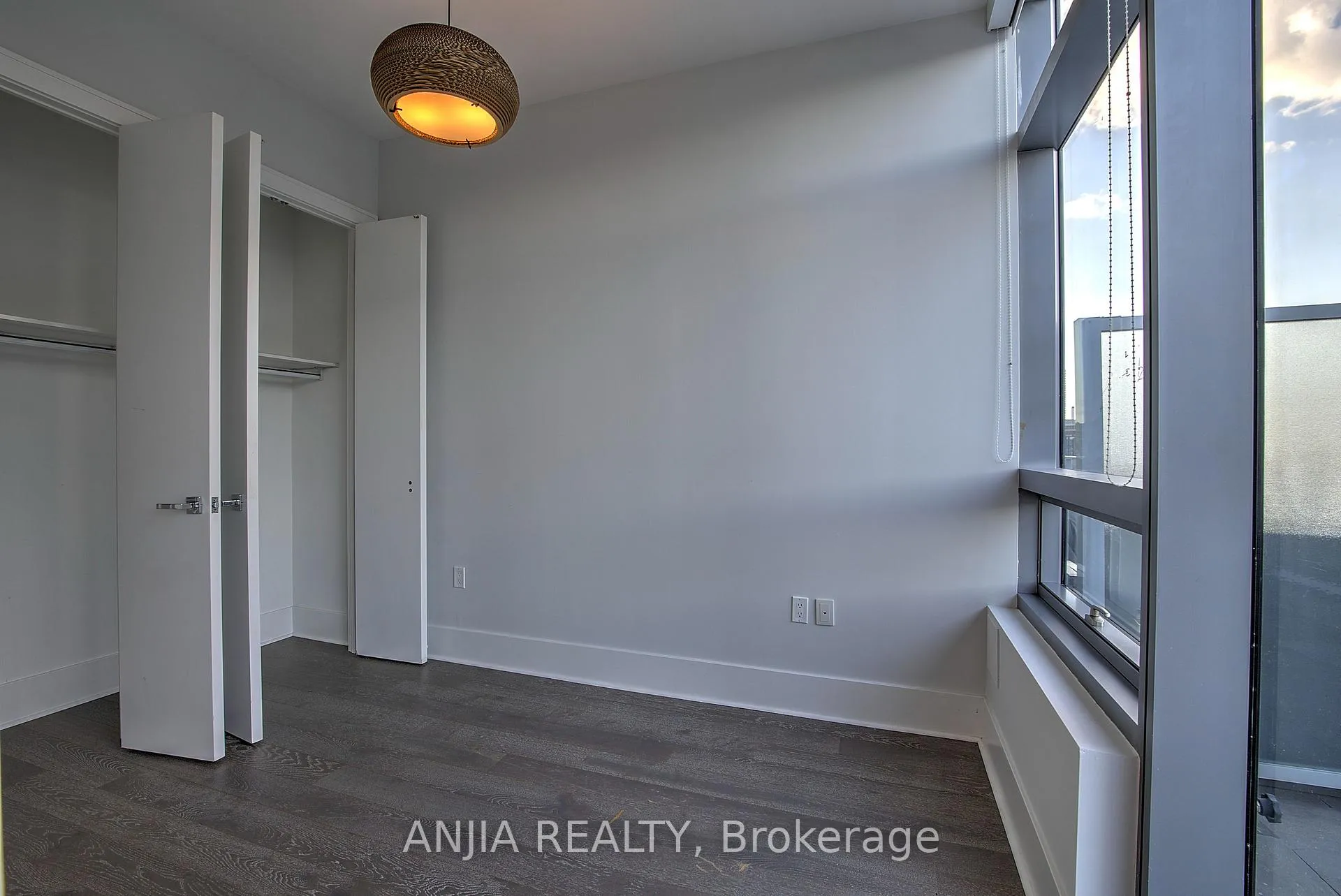 Photo 33 of Unit ph1209, 29 Queens Quay E, Toronto, Waterfront Communities — HOMEH