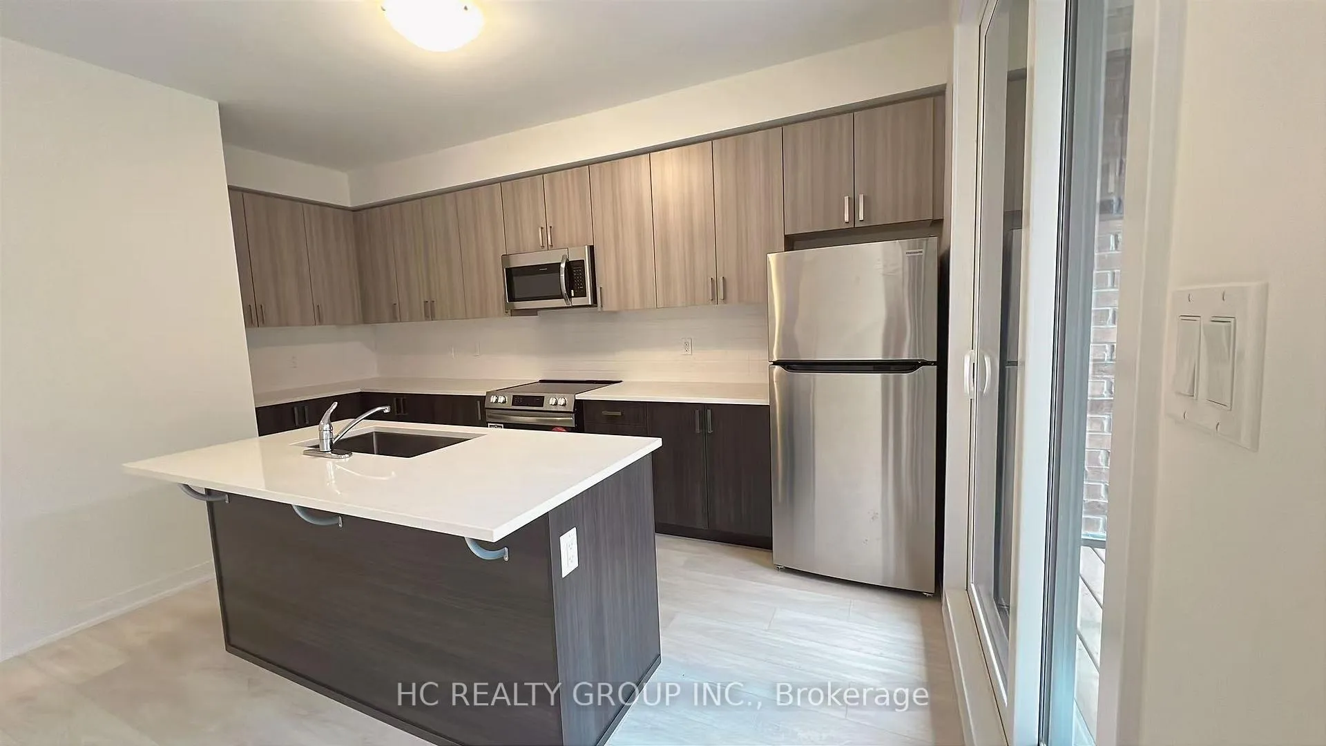 Photo 6 of Unit 202, 1865 Pickering Parkway, Pickering, Village East — HOMEH