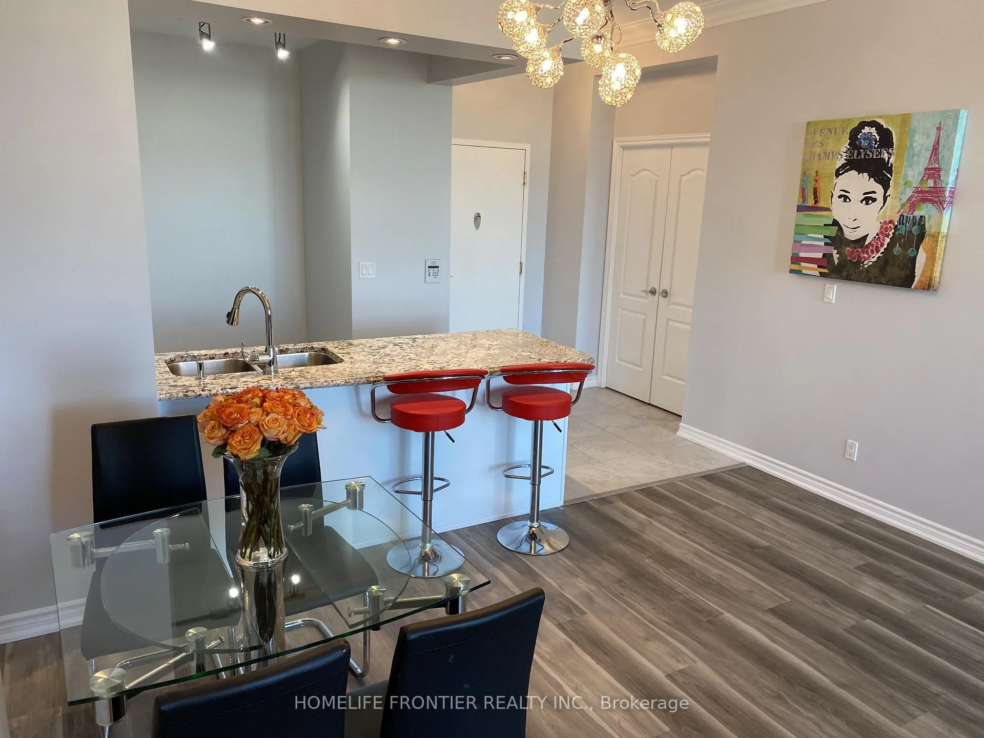 Photo 6 of Unit Ph03, 88 Promenade Circle, Vaughan, Brownridge — HOMEH