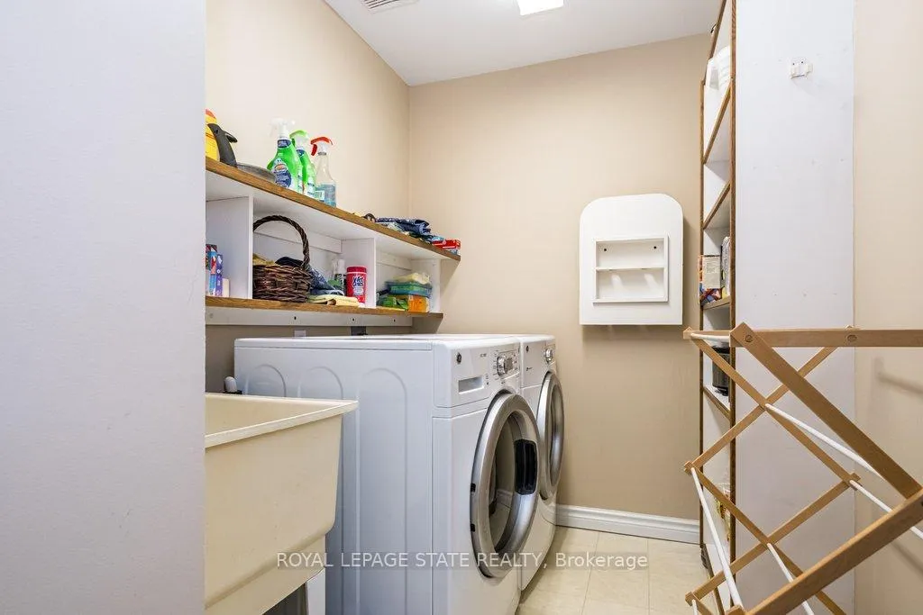 Photo 23 of Unit 28, 20 Meadowlands Boulevard, Hamilton, Meadowlands — HOMEH