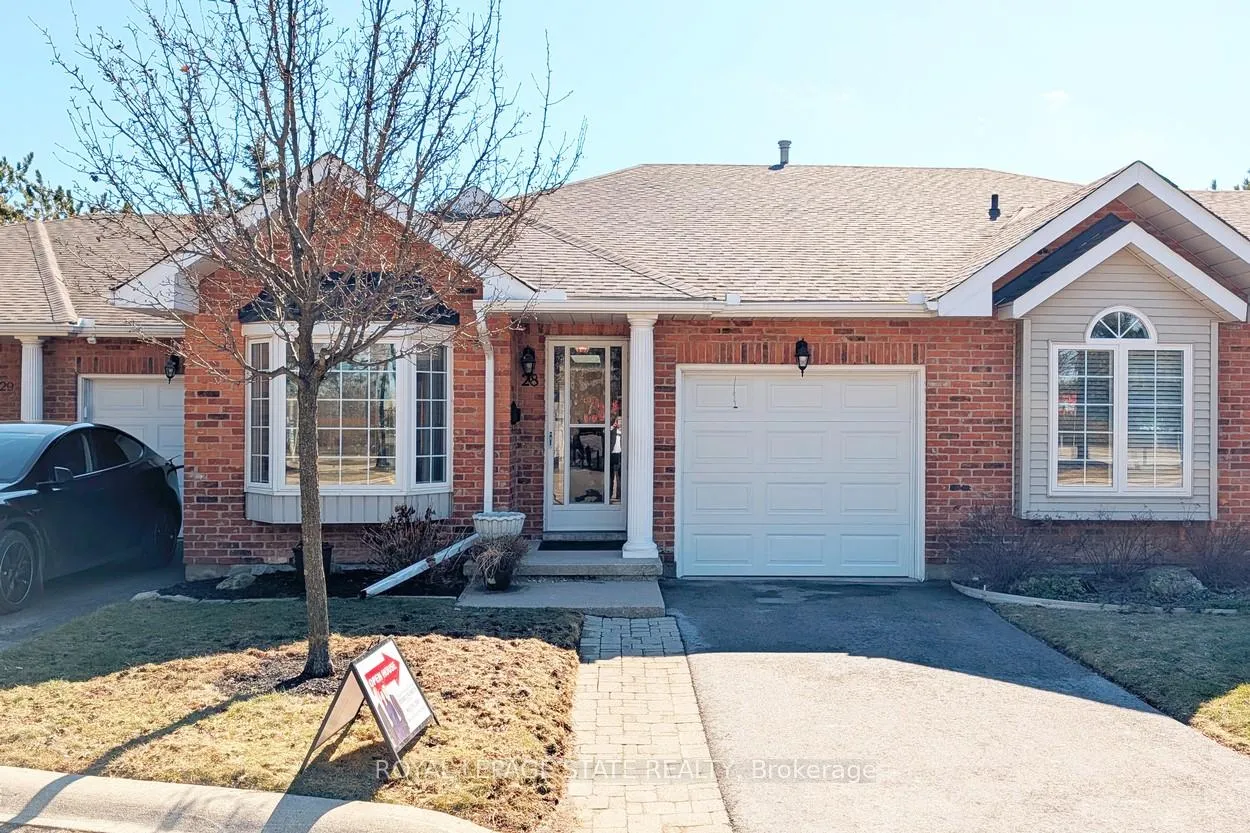 Photo 1 of Unit 28, 20 Meadowlands Boulevard, Hamilton, Meadowlands — HOMEH