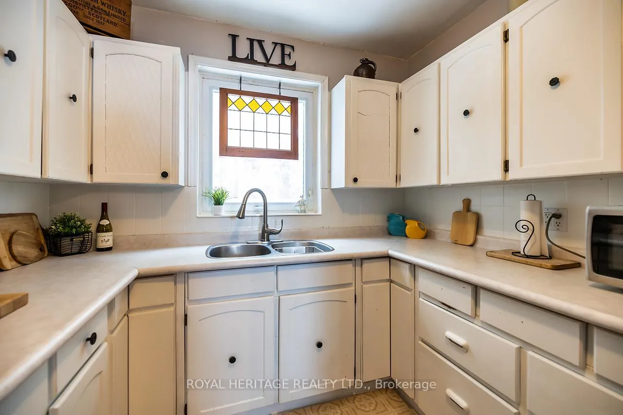 Photo 9 of 1748 Carmel 2nd Line E, Cavan Monaghan, Cavan Twp — HOMEH