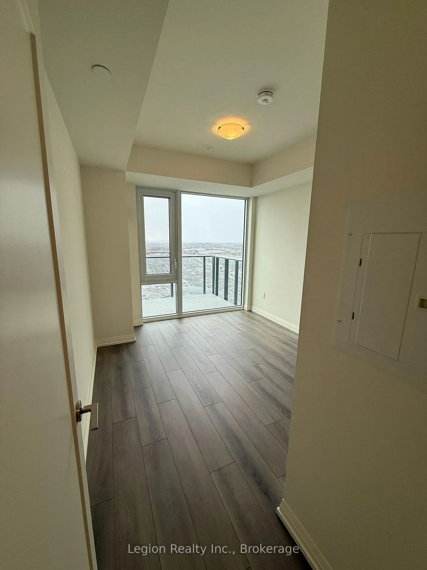 Photo 7 of Unit 1807, 27 Korda Gate, Vaughan, Vellore Village — HOMEH