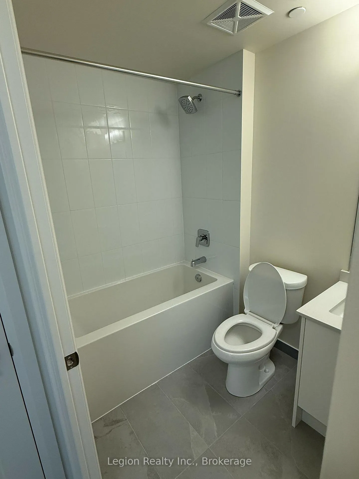 Photo 12 of Unit 1807, 27 Korda Gate, Vaughan, Vellore Village — HOMEH