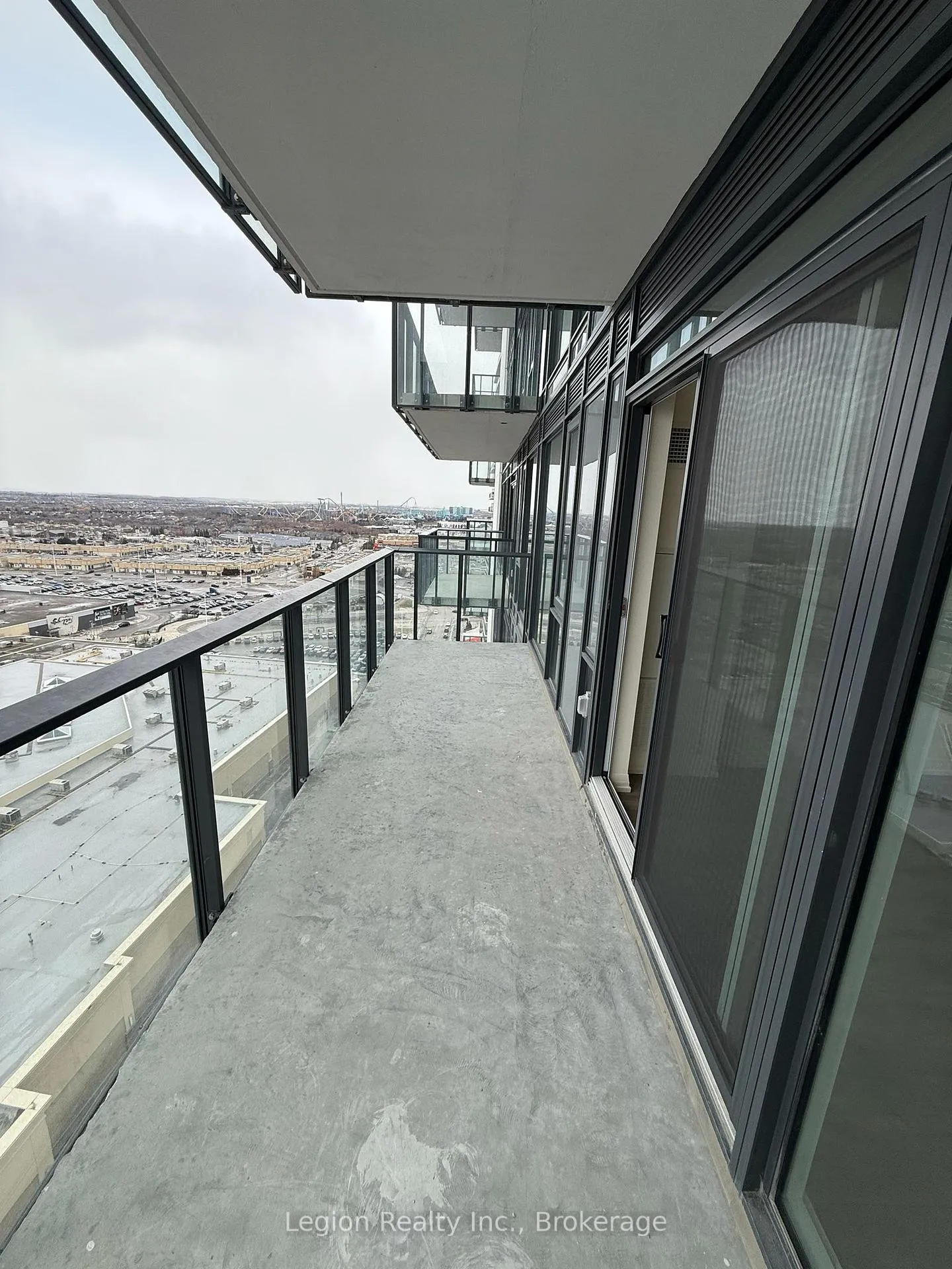 Photo 14 of Unit 1807, 27 Korda Gate, Vaughan, Vellore Village — HOMEH