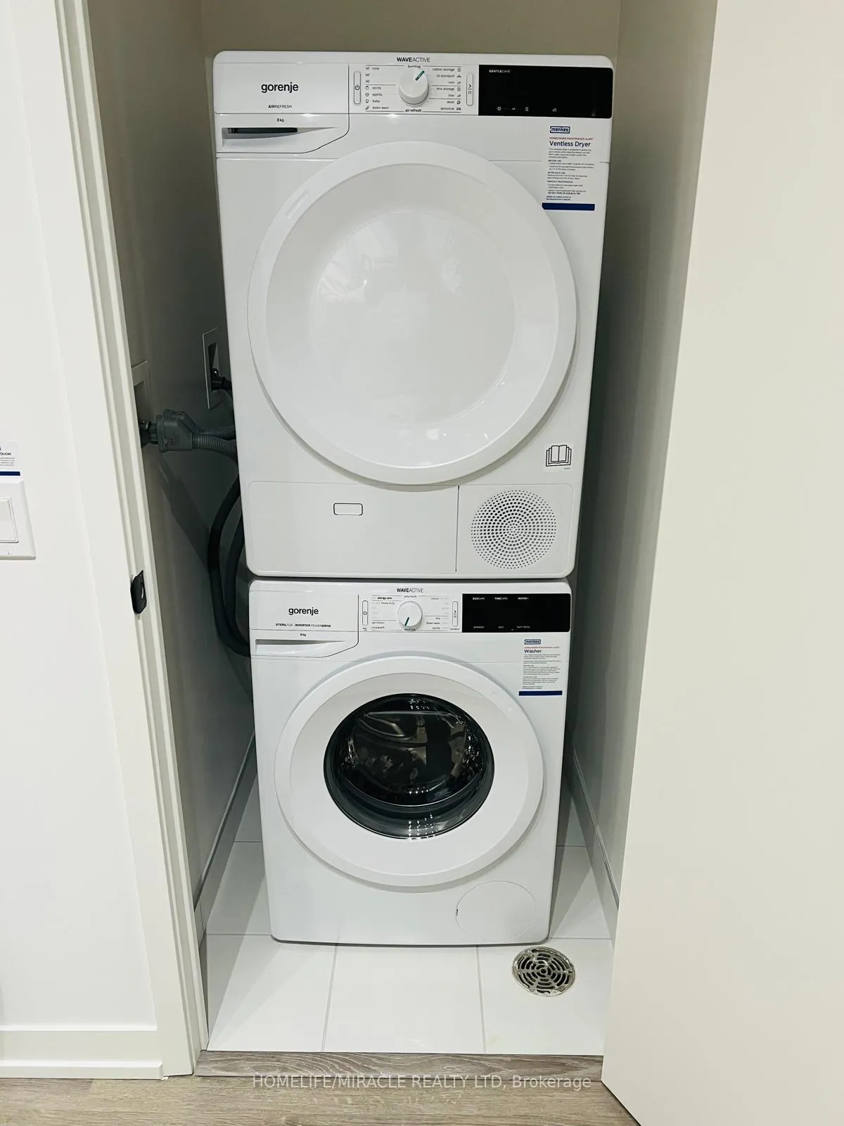 Photo 6 of Unit 5215, 8 Interchange Way, Vaughan, Vaughan Corporate Centre — HOMEH