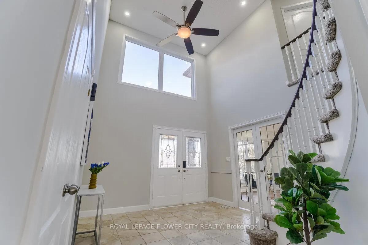 Photo 6 of 418 Riverview Drive, Strathroy-Caradoc, NE — HOMEH