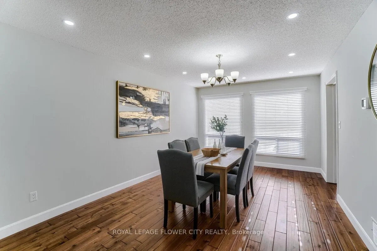 Photo 13 of 418 Riverview Drive, Strathroy-Caradoc, NE — HOMEH