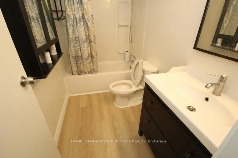 Photo 16 of Unit 10, 700 Erinbrook Drive, Kitchener — HOMEH