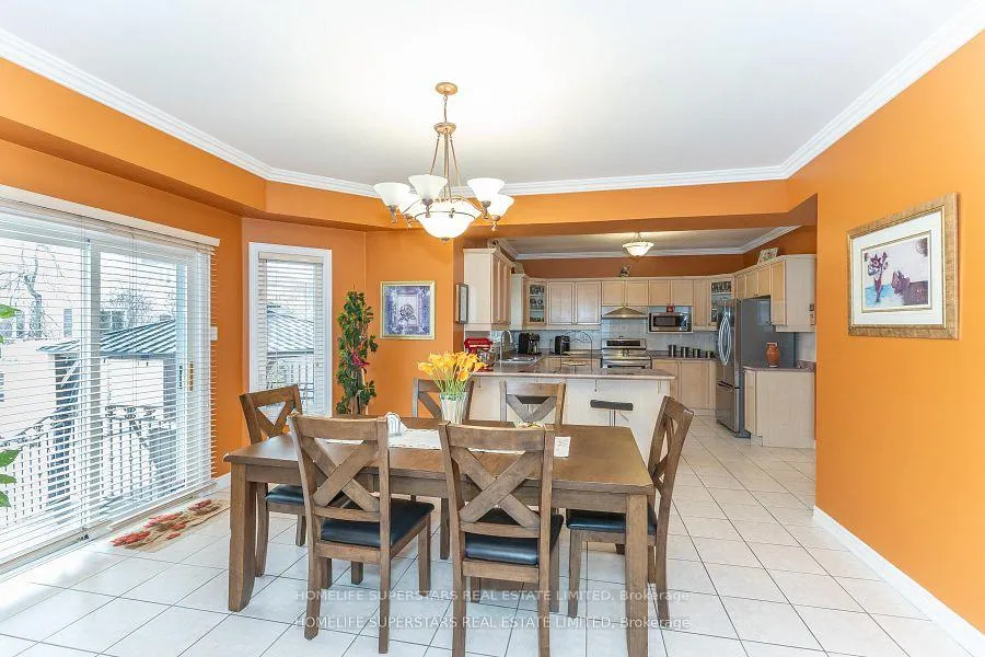 Photo 18 of 156 Novaview Crescent, Vaughan, East Woodbridge — HOMEH