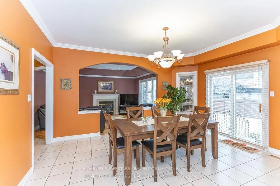 Photo 19 of 156 Novaview Crescent, Vaughan, East Woodbridge — HOMEH