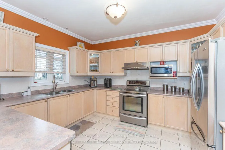 Photo 21 of 156 Novaview Crescent, Vaughan, East Woodbridge — HOMEH
