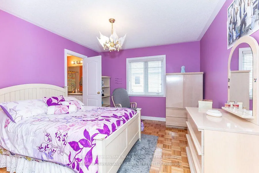 Photo 30 of 156 Novaview Crescent, Vaughan, East Woodbridge — HOMEH