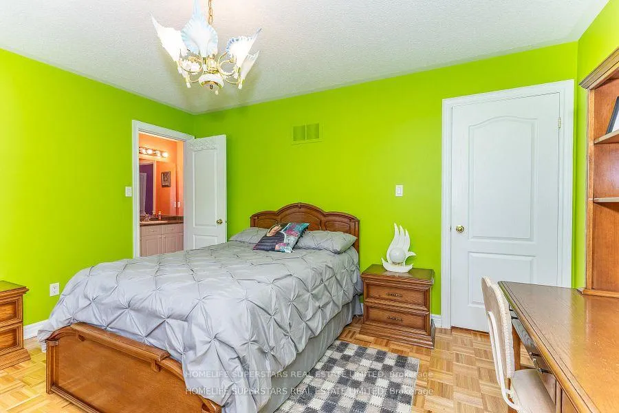 Photo 34 of 156 Novaview Crescent, Vaughan, East Woodbridge — HOMEH