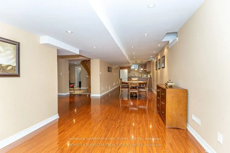 Photo 42 of 156 Novaview Crescent, Vaughan, East Woodbridge — HOMEH