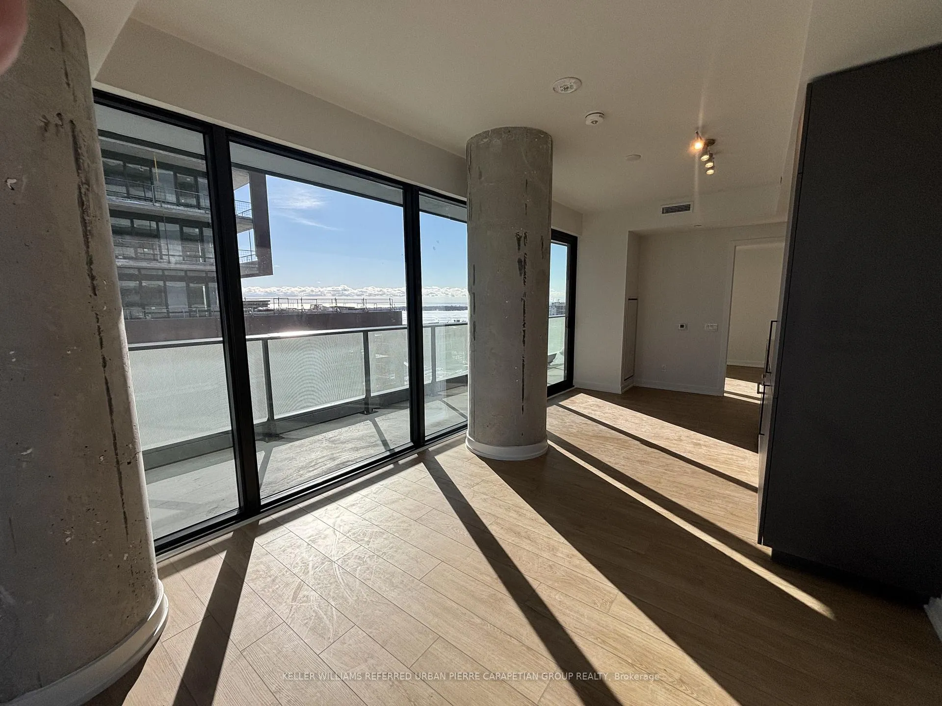 Photo 8 of Unit 2502, 35 Parliament Street, Toronto, Waterfront Communities — HOMEH