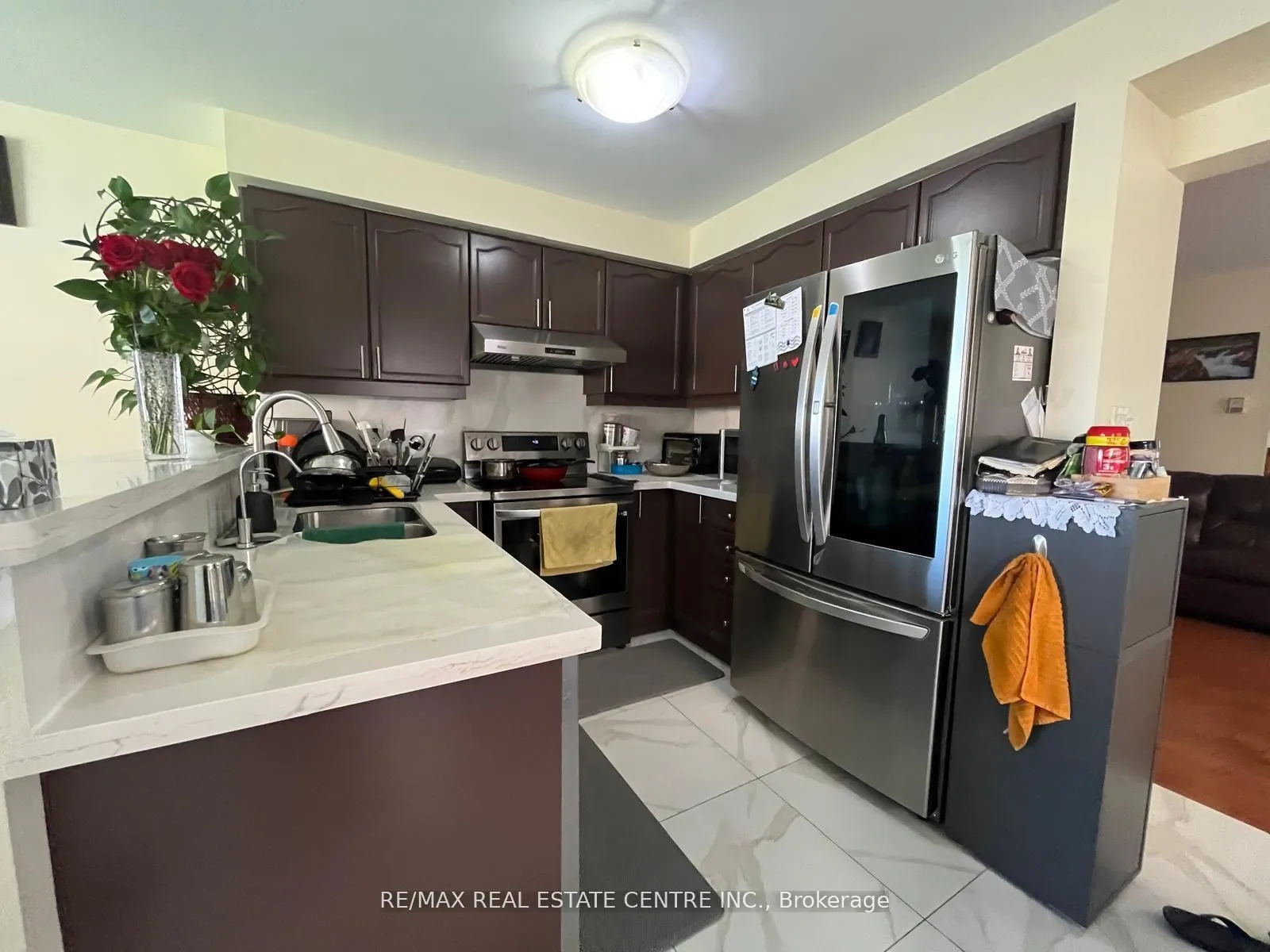 Photo 11 of 37 Parisian Road, Brampton, Vales of Castlemore — HOMEH