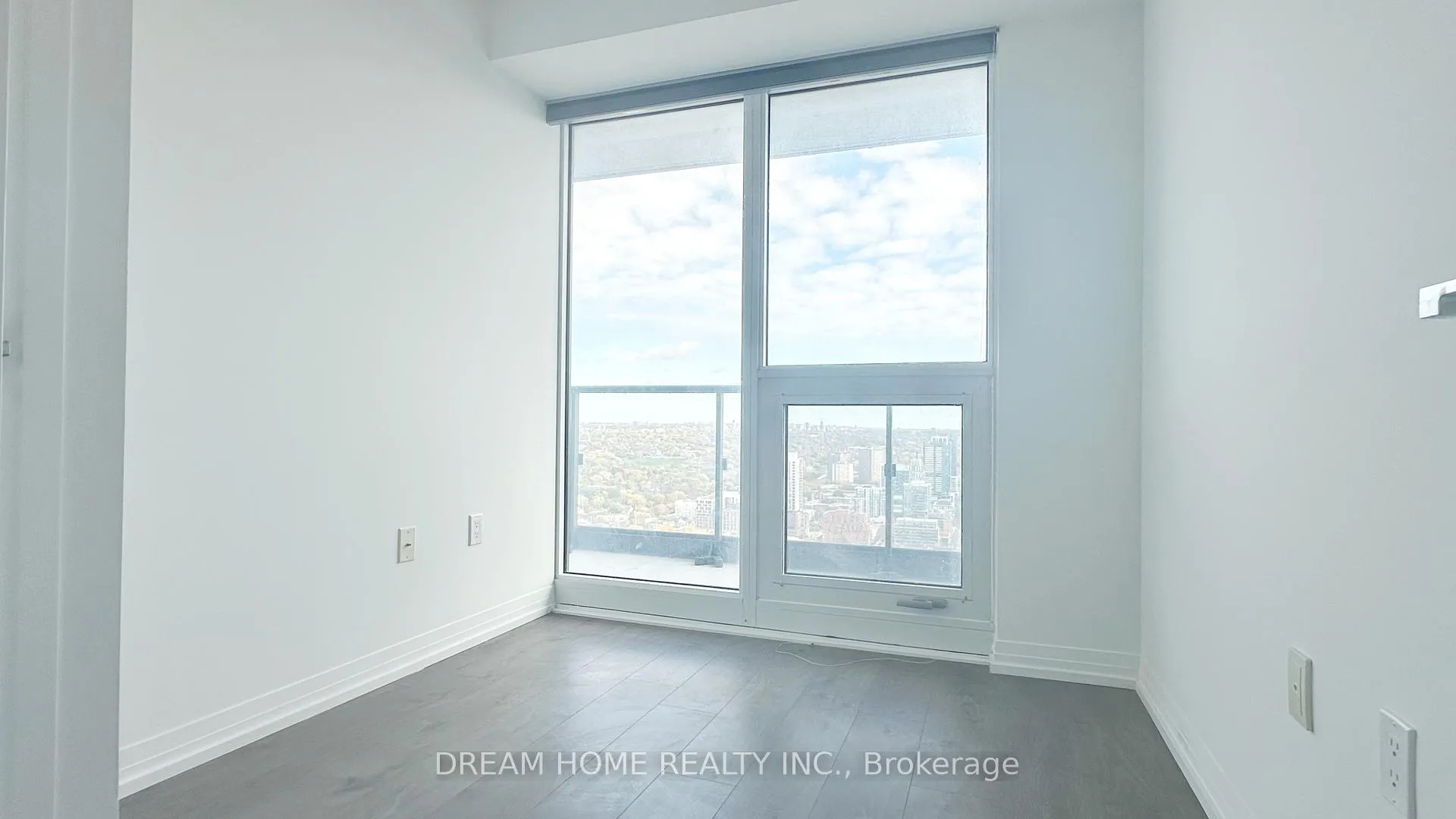 Photo 6 of Unit 4313, 251 Jarvis Street, Toronto, Church-Yonge Corridor — HOMEH