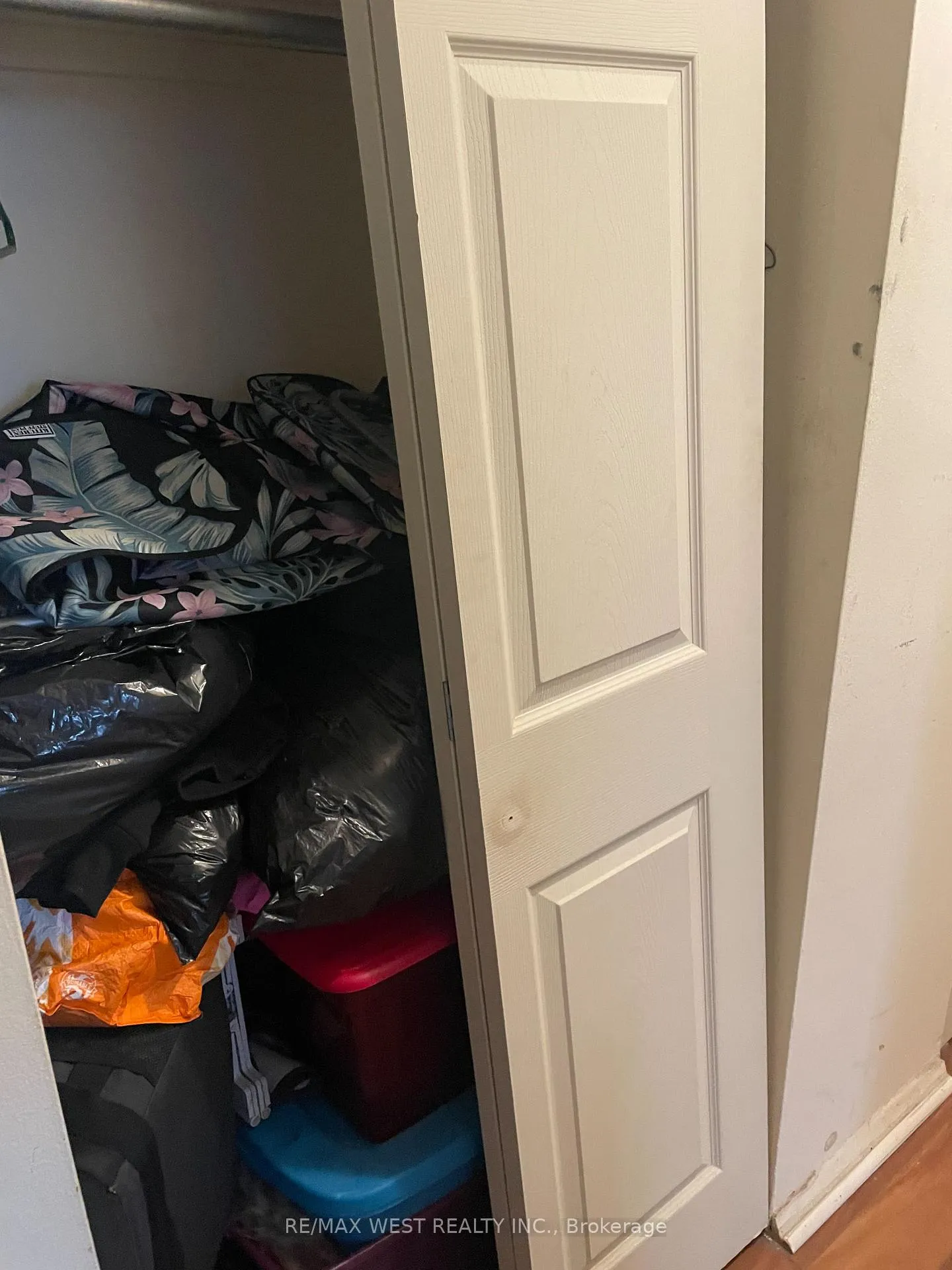 Photo 10 of Unit 506, 15 Albright Road, Hamilton, Vincent — HOMEH