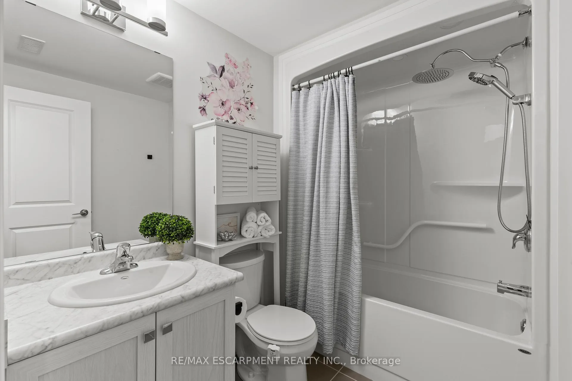Photo 28 of Unit 96, 4552 Portage Road, Niagara Falls, Cherrywood — HOMEH