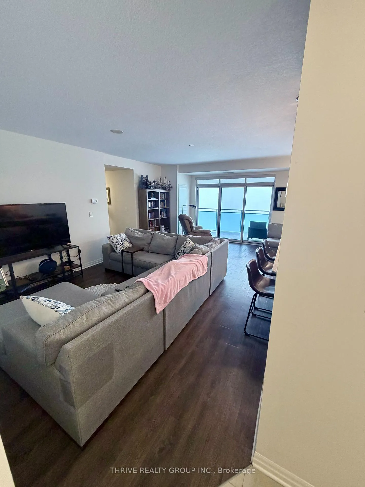 Photo 7 of Unit 1203, 1605 Dyer Drive, London, North S — HOMEH
