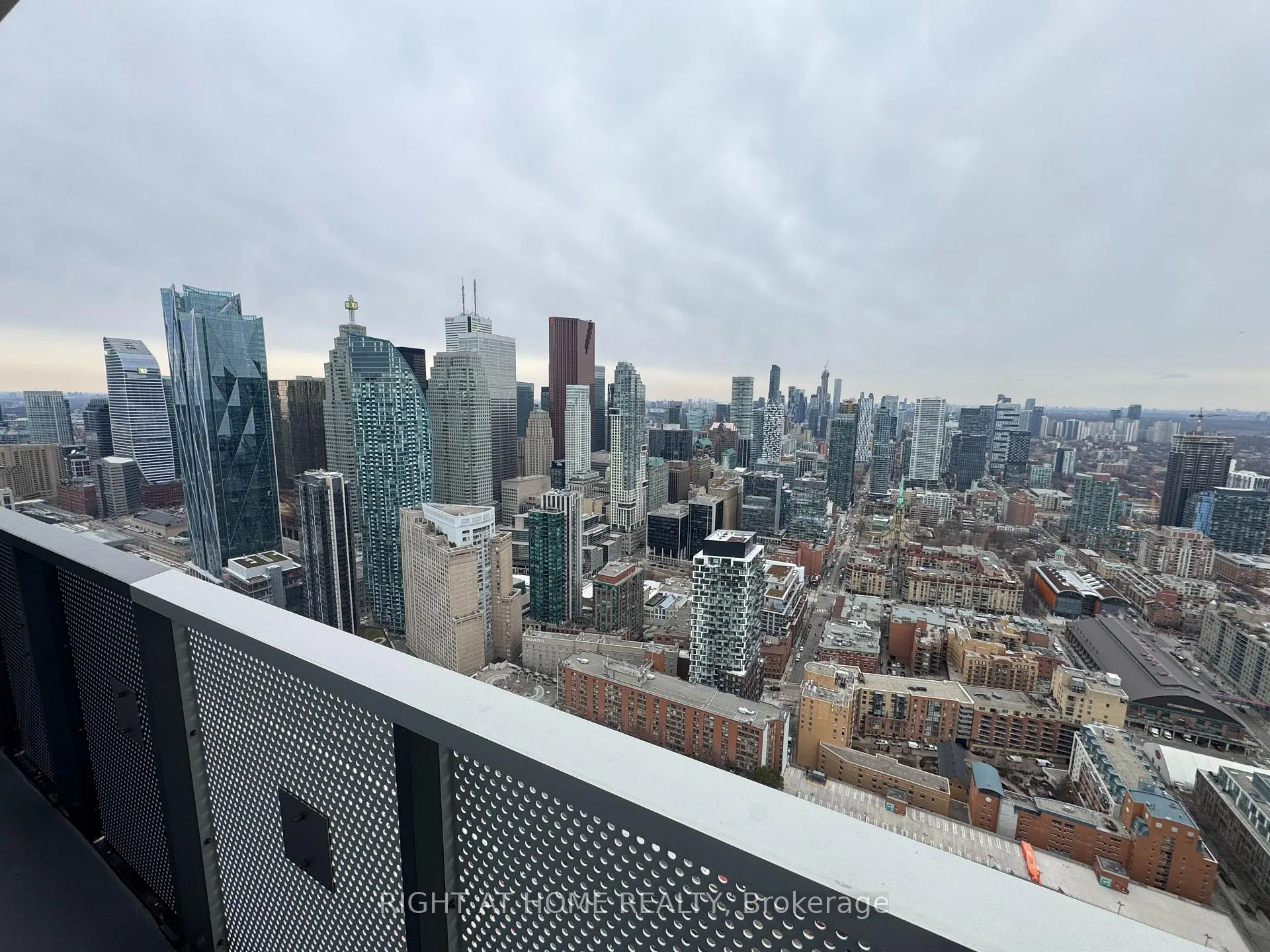 Photo 14 of Unit 6002, 55 Cooper Street, Toronto, Waterfront Communities — HOMEH