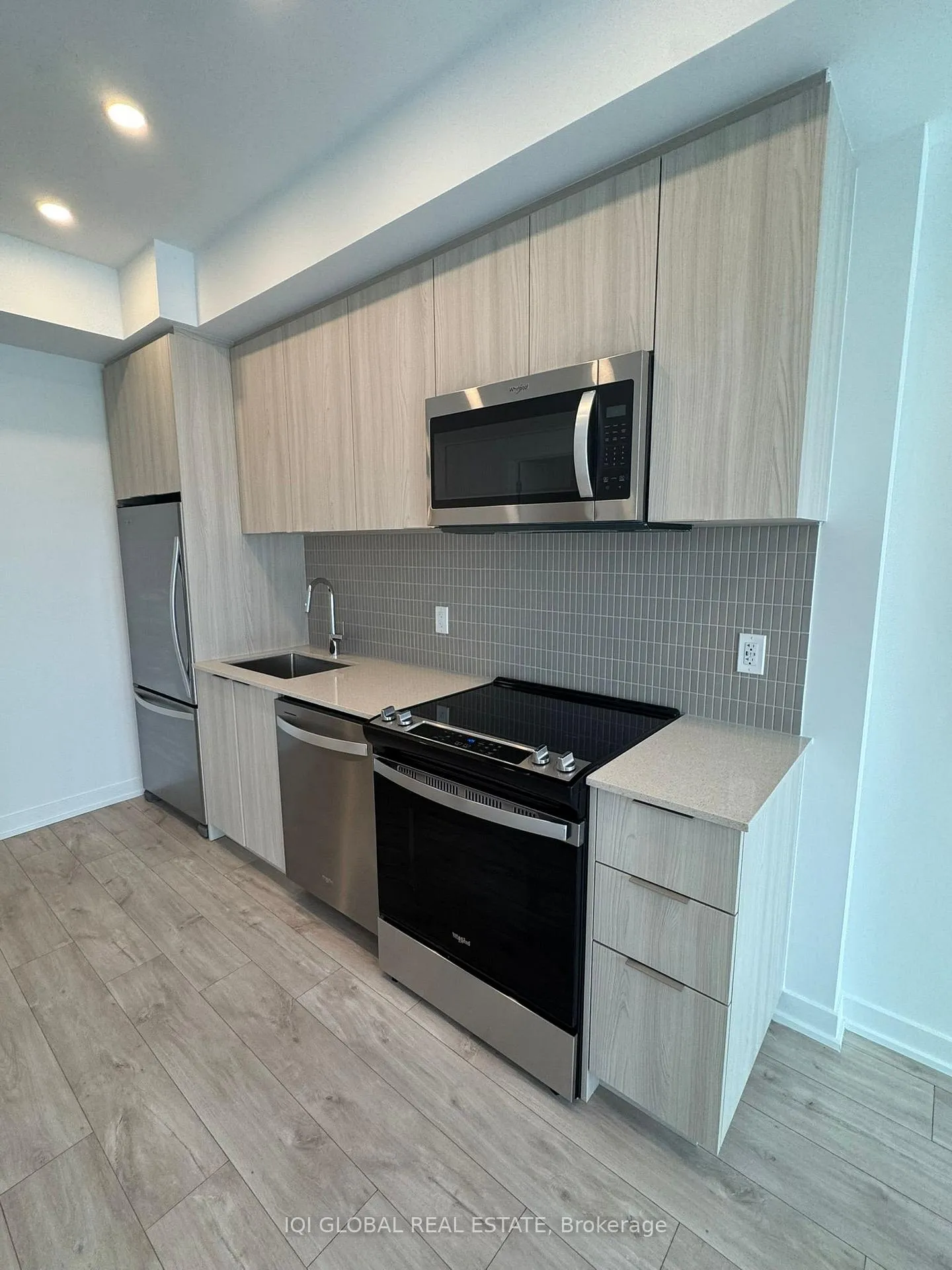 Photo 9 of Unit 509, 750 Whitlock Avenue, Milton, Cobban — HOMEH