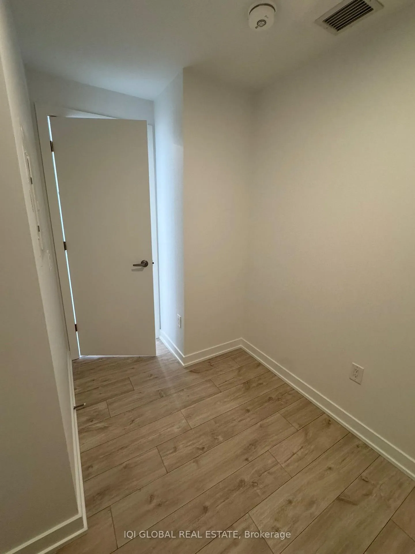 Photo 19 of Unit 509, 750 Whitlock Avenue, Milton, Cobban — HOMEH
