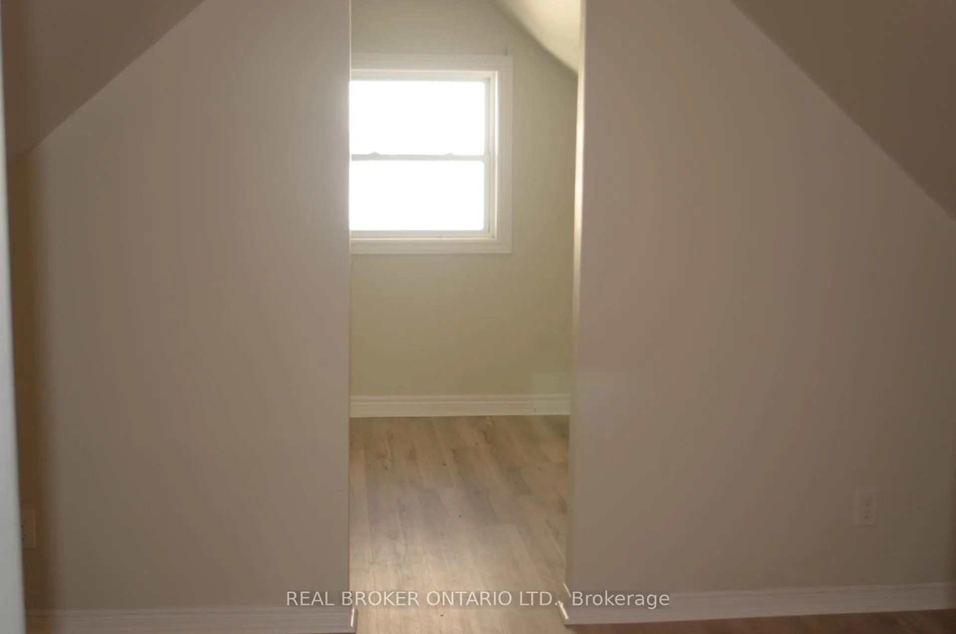 Photo 10 of Unit 4, 633785 63 Road, Grey Highlands — HOMEH