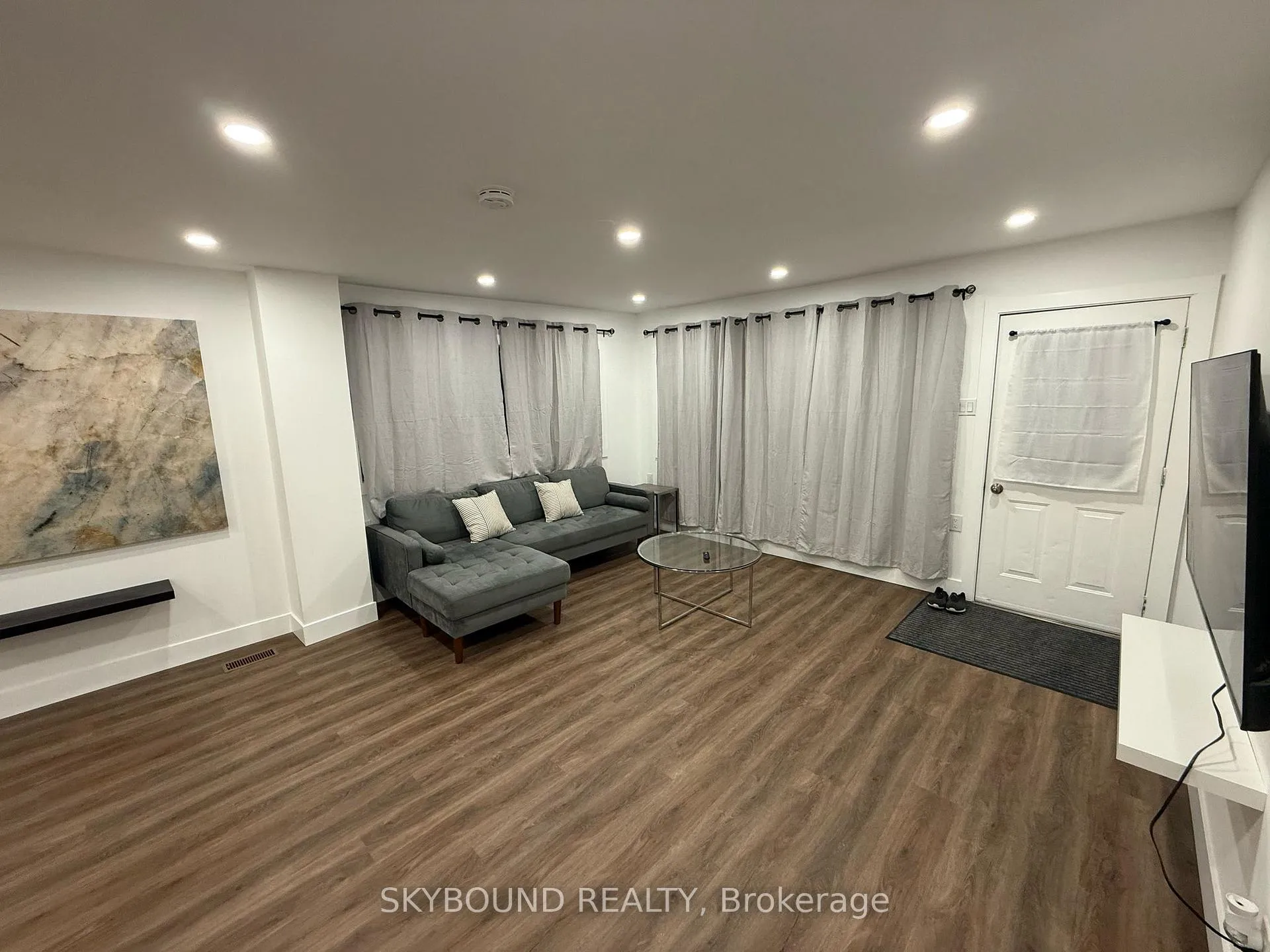 Photo 5 of 2042-44 Dundas Street, Edwardsburgh/Cardinal, Town of Cardinal — HOMEH