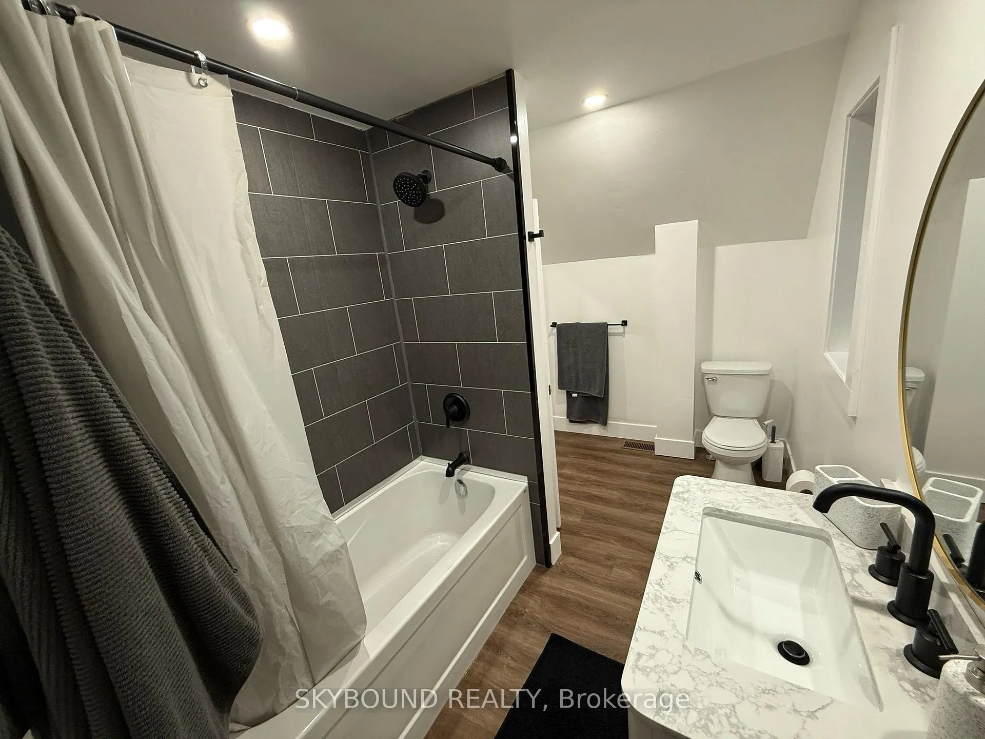 Photo 21 of 2042-44 Dundas Street, Edwardsburgh/Cardinal, Town of Cardinal — HOMEH