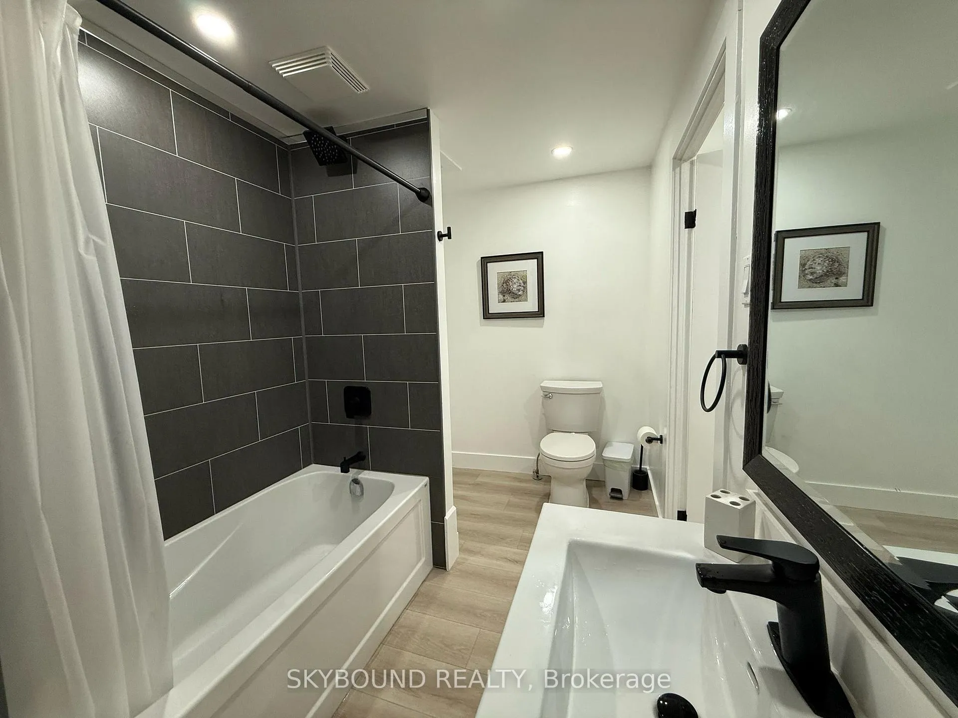 Photo 41 of 2042-44 Dundas Street, Edwardsburgh/Cardinal, Town of Cardinal — HOMEH