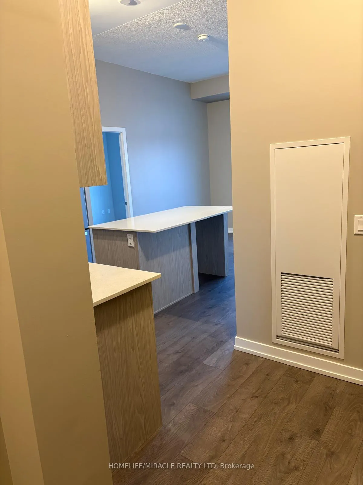 Photo 5 of Unit 2401, 55 Duke Street W, Kitchener — HOMEH