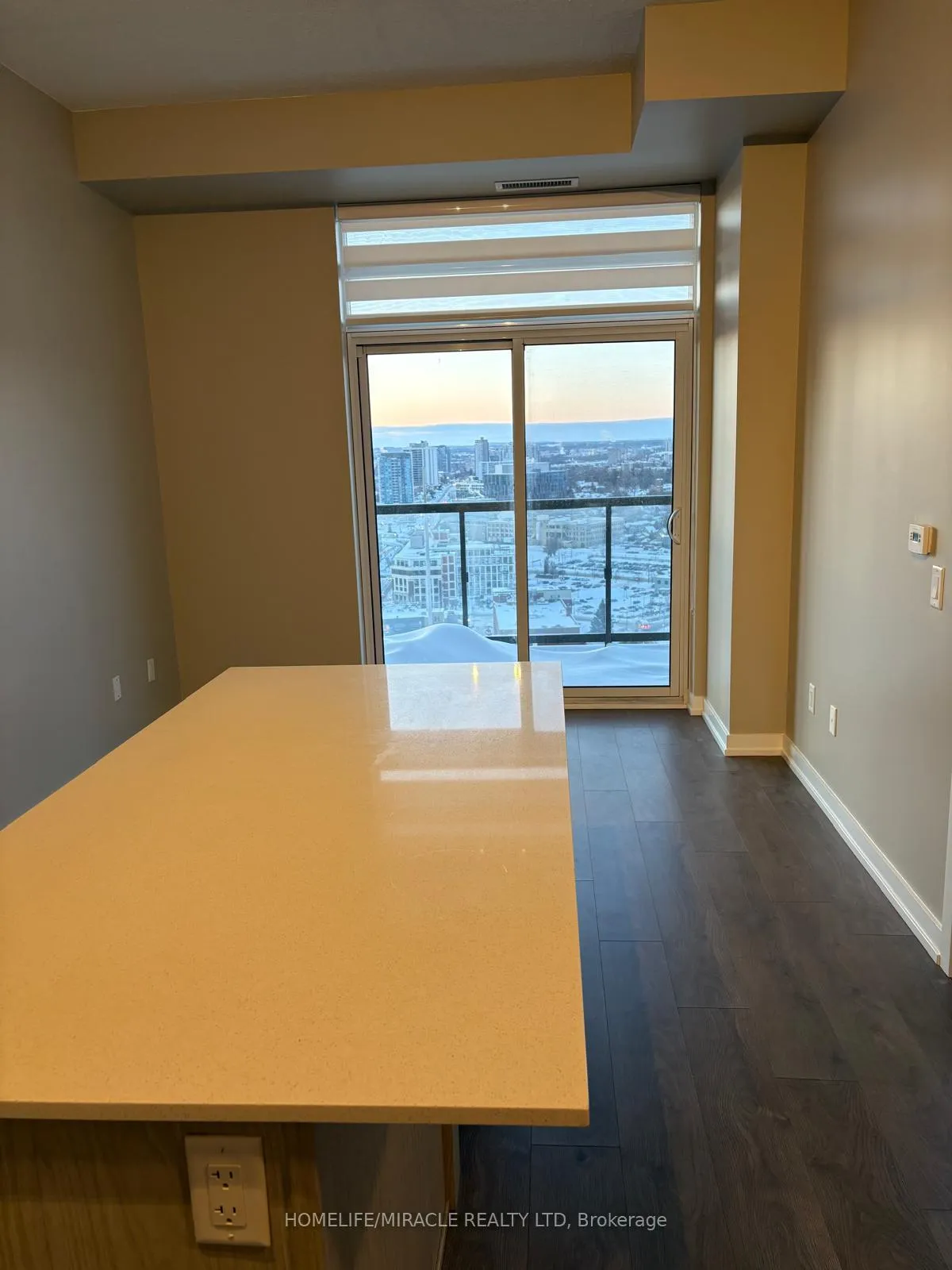 Photo 6 of Unit 2401, 55 Duke Street W, Kitchener — HOMEH