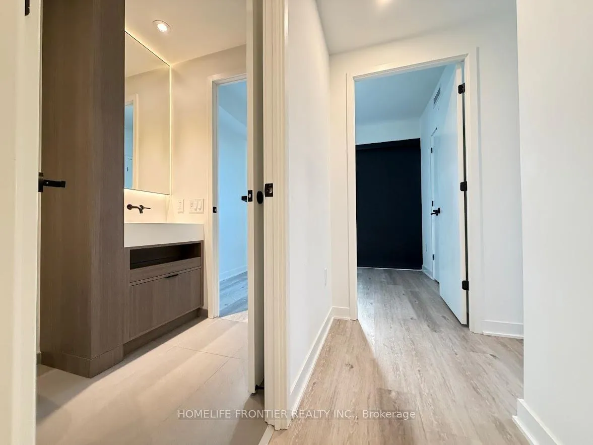 Photo 16 of Unit 1912, 55 Charles Street E, Toronto, Church-Yonge Corridor — HOMEH
