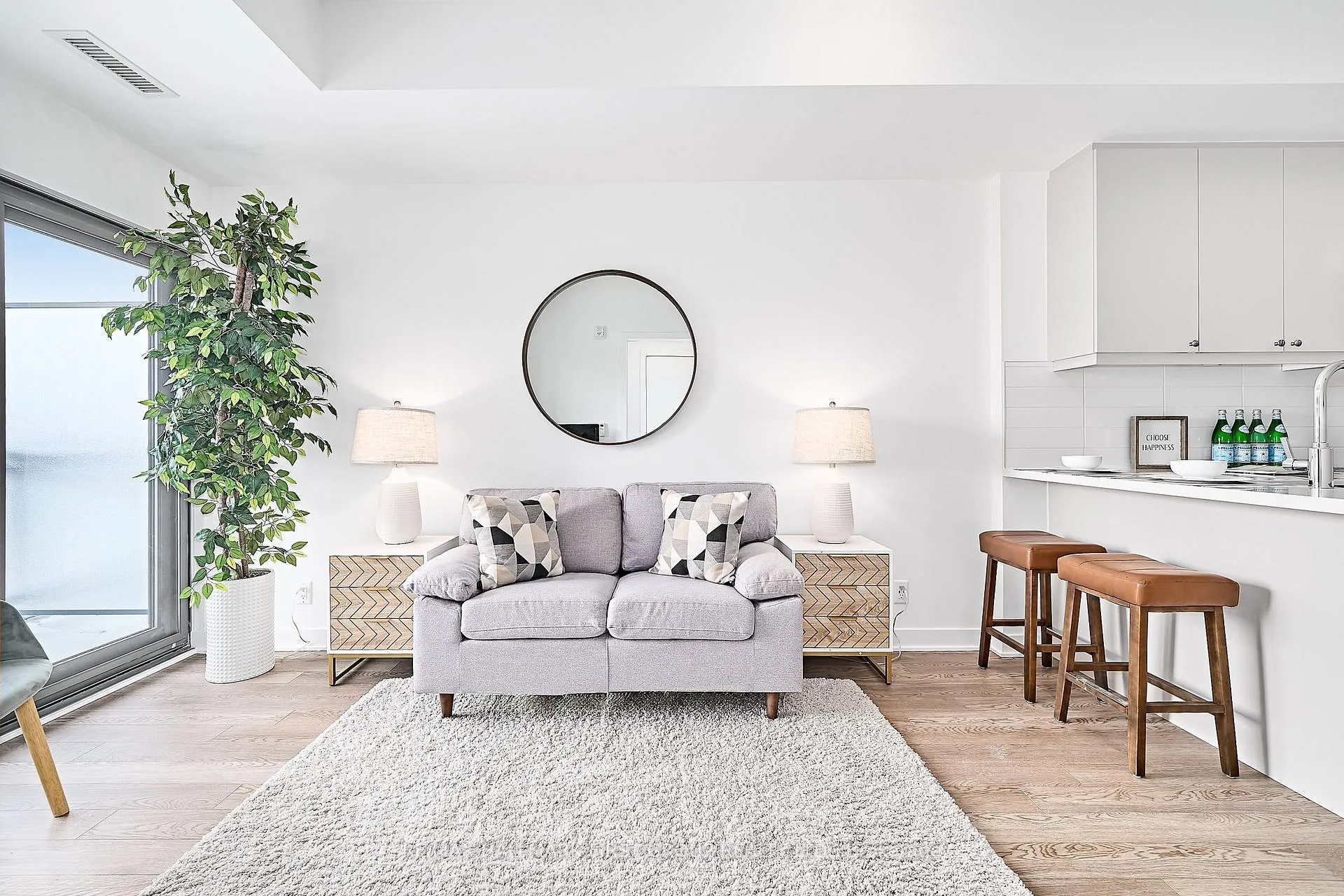 Photo 4 of Unit 320, 51 Clarington Avenue, Clarington, Bowmanville — HOMEH