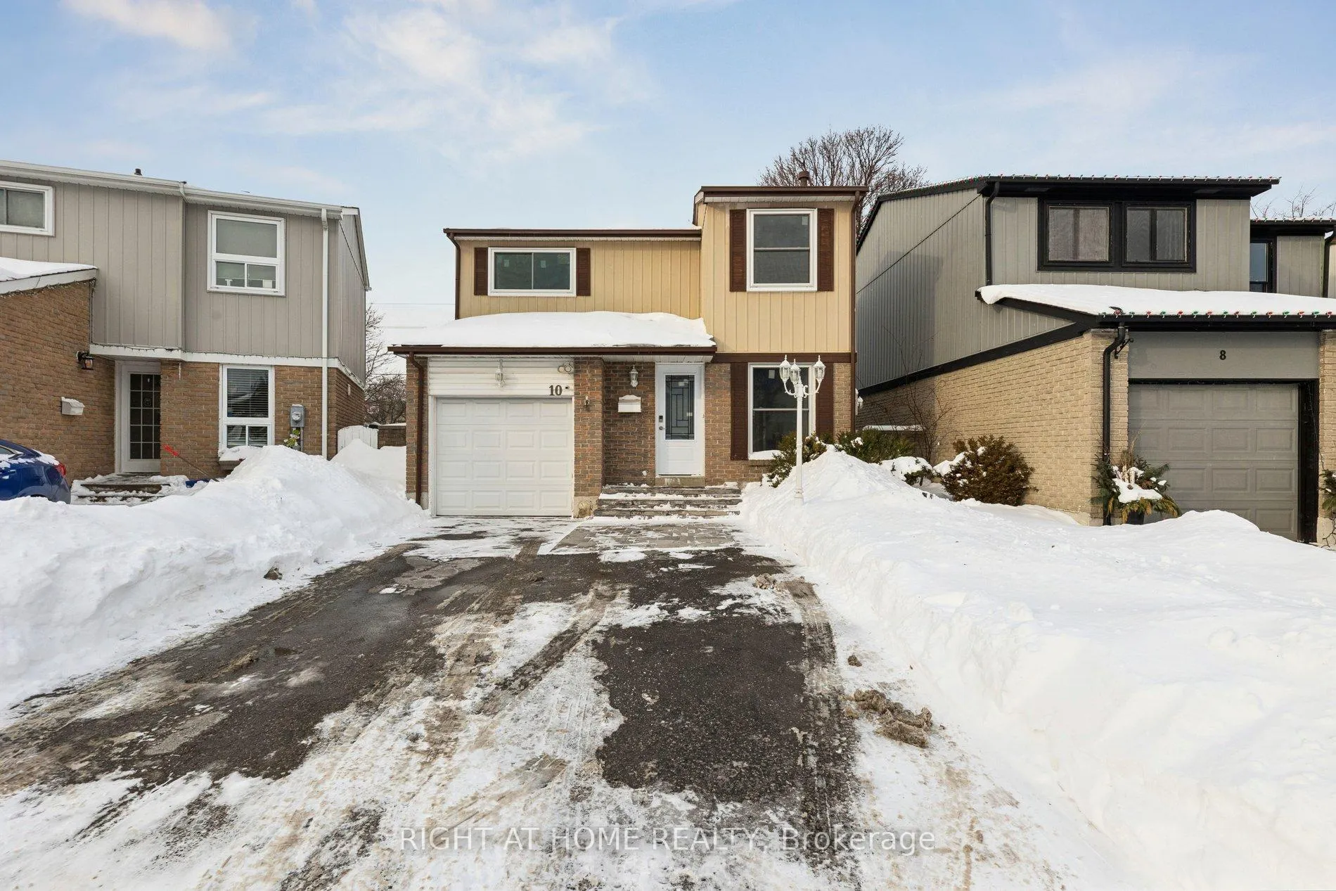 Photo 1 of 10 Medley Lane N, Ajax, South West — HOMEH
