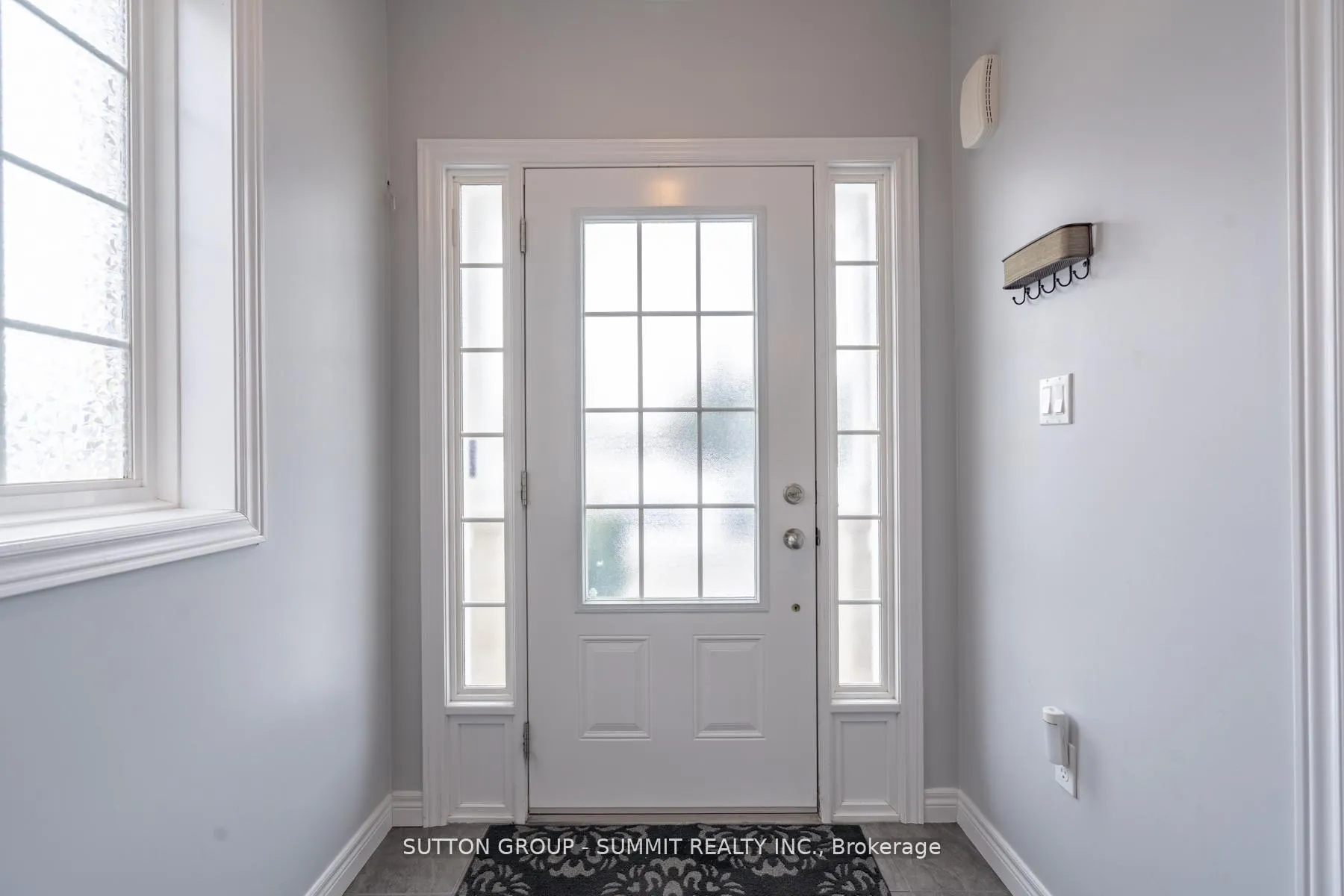 Photo 5 of Unit 23, 90 Raymond Road, Hamilton, Meadowlands — HOMEH