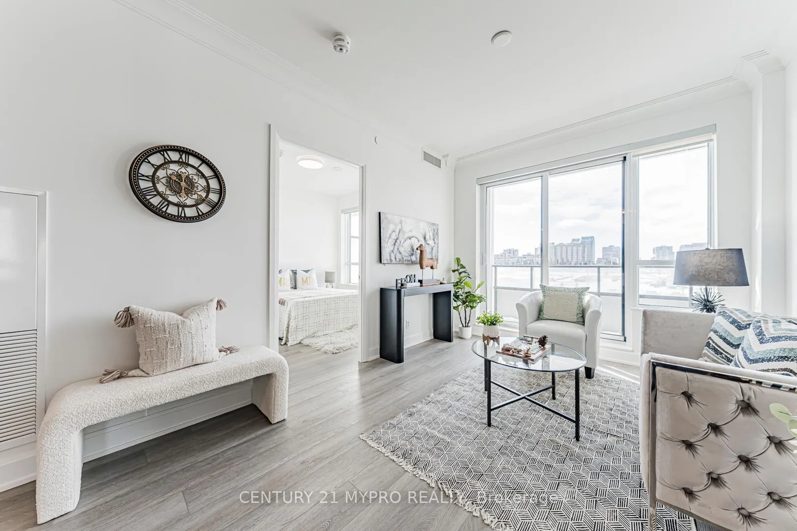 Photo 15 of Unit 307, 38 Water Walk Drive, Markham, Unionville — HOMEH