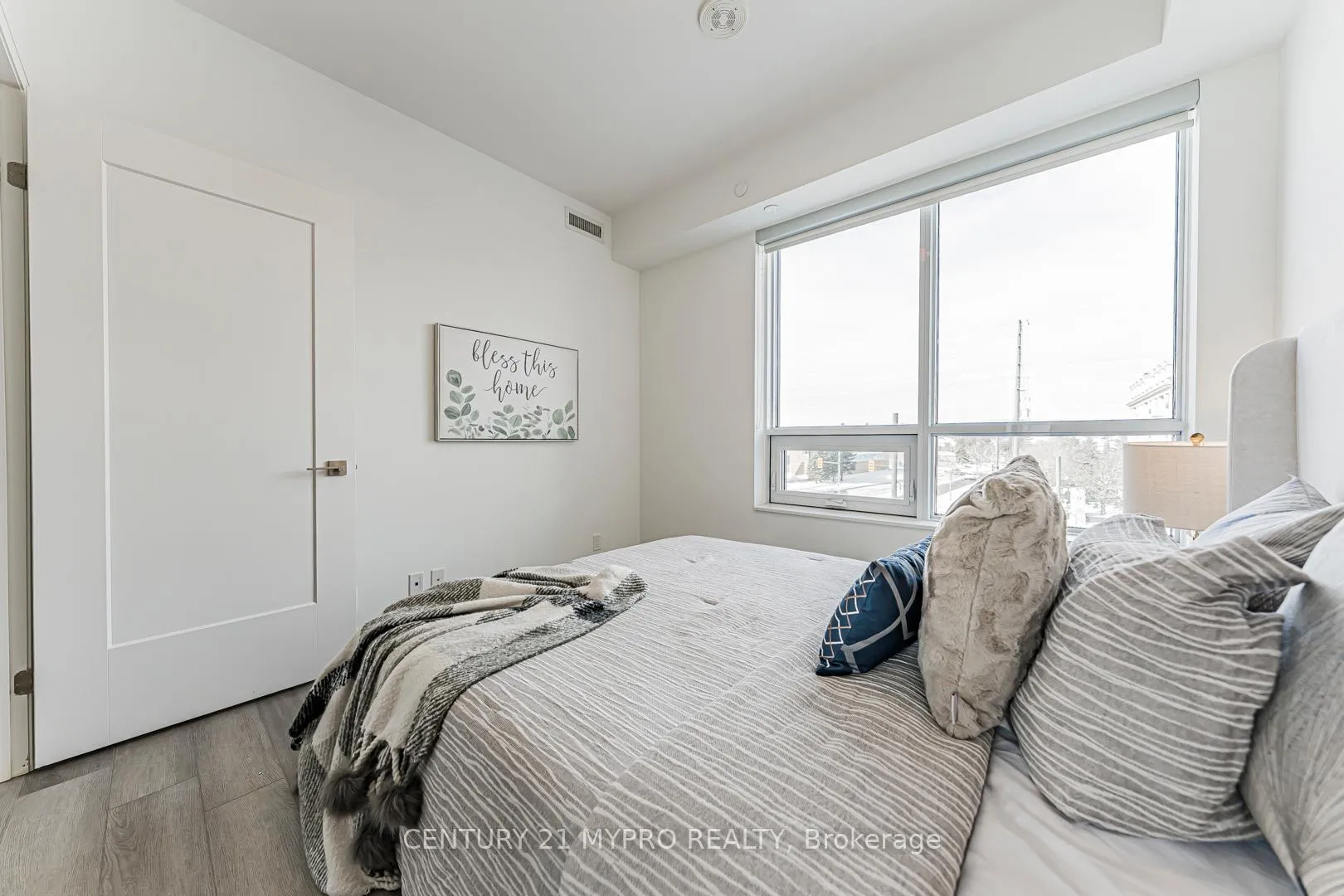 Photo 36 of Unit 307, 38 Water Walk Drive, Markham, Unionville — HOMEH