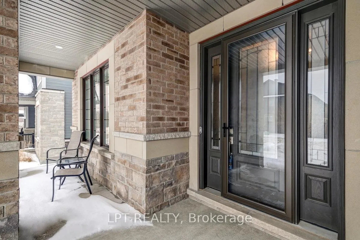Photo 3 of 122 Spindrift Circle, Ottawa, Mahogany Community — HOMEH
