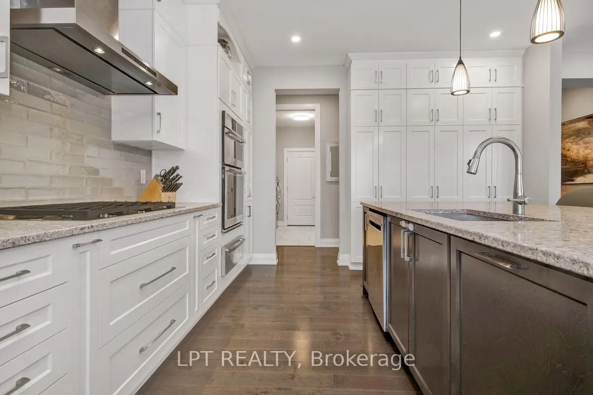Photo 18 of 122 Spindrift Circle, Ottawa, Mahogany Community — HOMEH