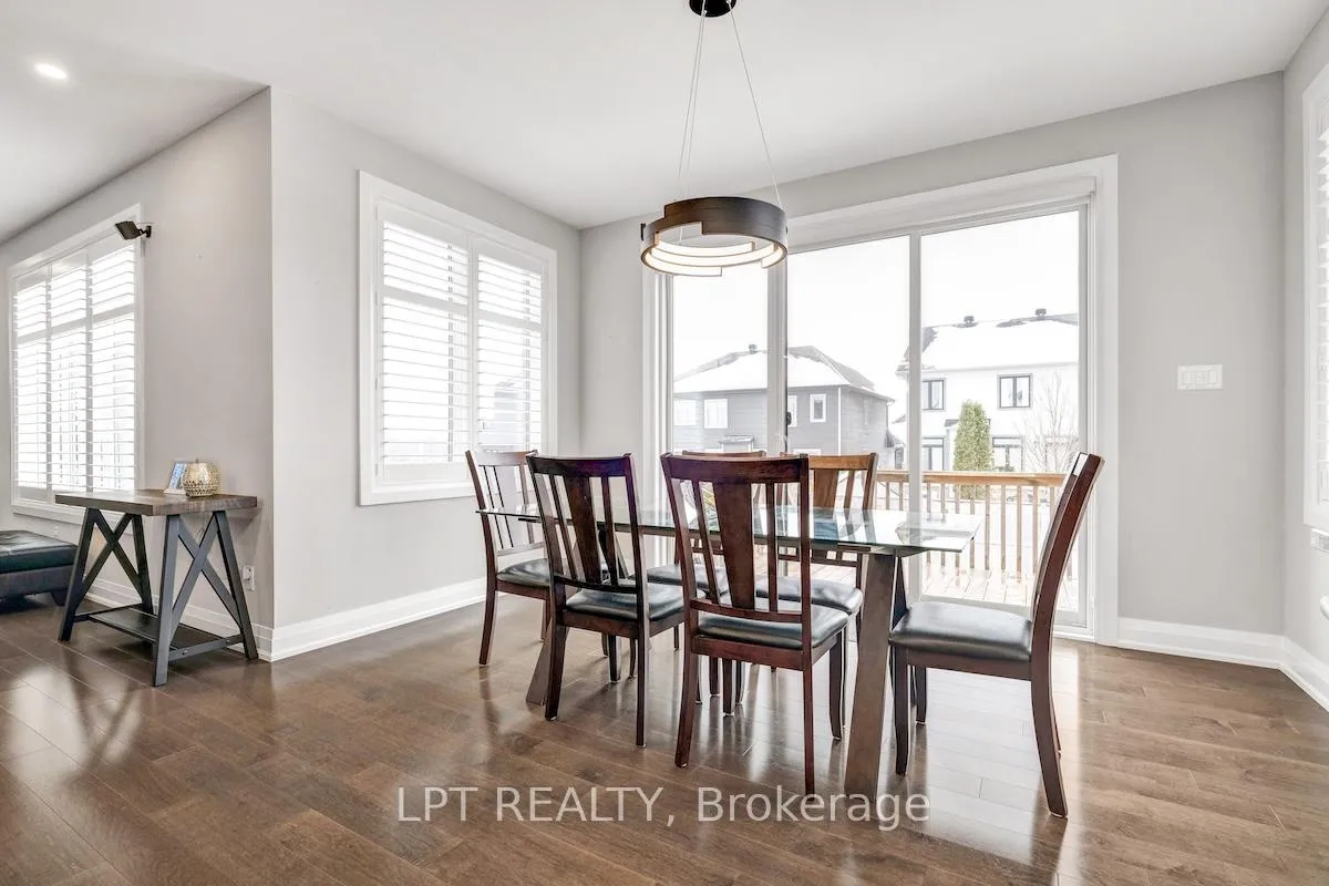 Photo 25 of 122 Spindrift Circle, Ottawa, Mahogany Community — HOMEH