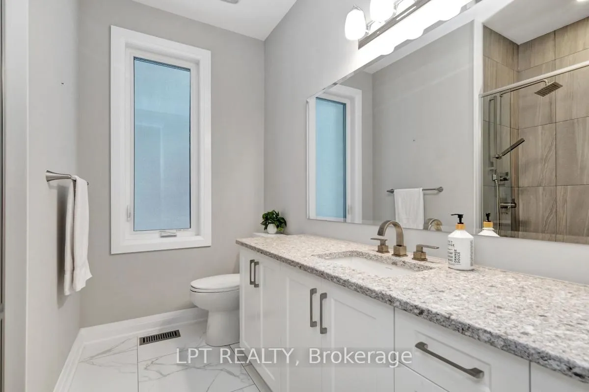 Photo 36 of 122 Spindrift Circle, Ottawa, Mahogany Community — HOMEH